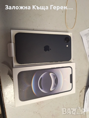 iPhone 16e 128gb bat. 100%