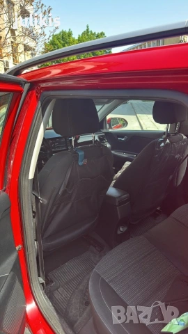 Kia Stonik, снимка 3 - Автомобили и джипове - 54657023
