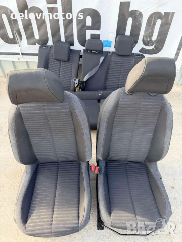 Седалки салон от Peugeot 208 1.2 PureTech, двигател HNE, 101 кс., 6 ск., 2024г., 40000 км., евро 6D,