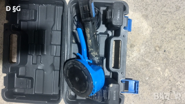 Акумулаторна вибрираща вендуза за плочки Geko G80672, 18V, 120 мм, 50 кг, с две батерии и зарядно, снимка 3 - Ъглошлайфи - 55141302