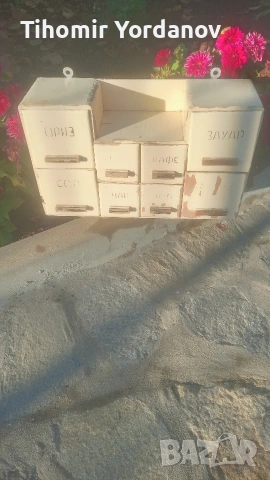 Шкаф за подправки., снимка 14 - Антикварни и старинни предмети - 54059710