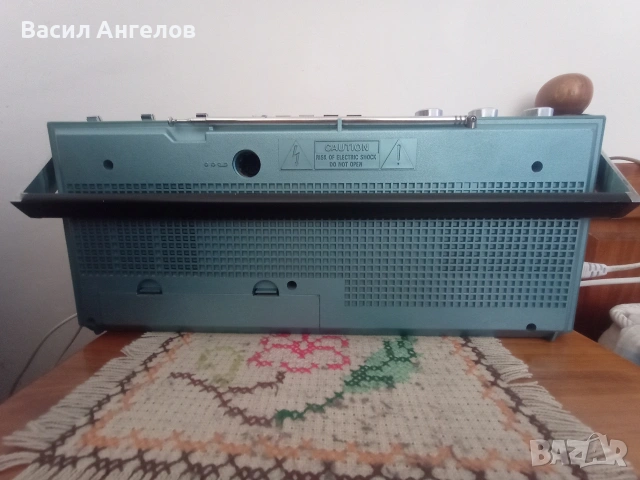 GRUNDIG RR345, снимка 4 - Радиокасетофони, транзистори - 54548963