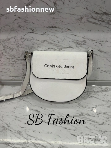Calvin Klein дамска чанта в бяло или черно, снимка 2 - Чанти - 54011808