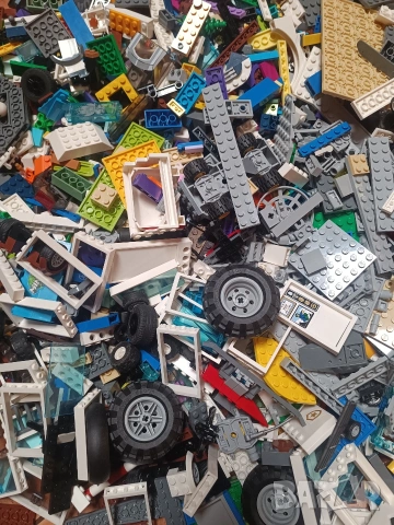 Lego 1000 броя ,, снимка 2 - Конструктори - 54665409