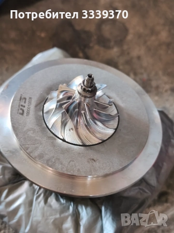 Продавам средна част (картридж) за:Turbo Model: GT1549 , 1000-010-008  GARRETT number : 703245-0002, снимка 2 - Части - 54631305