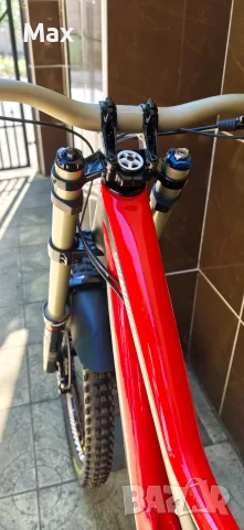 Specialized S-Works Demo 8 Carbon – Легендарен DH Флагман! Top Spec, снимка 5 - Велосипеди - 55440762