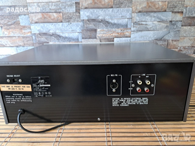 JVC KD-75, снимка 5 - Декове - 54493401