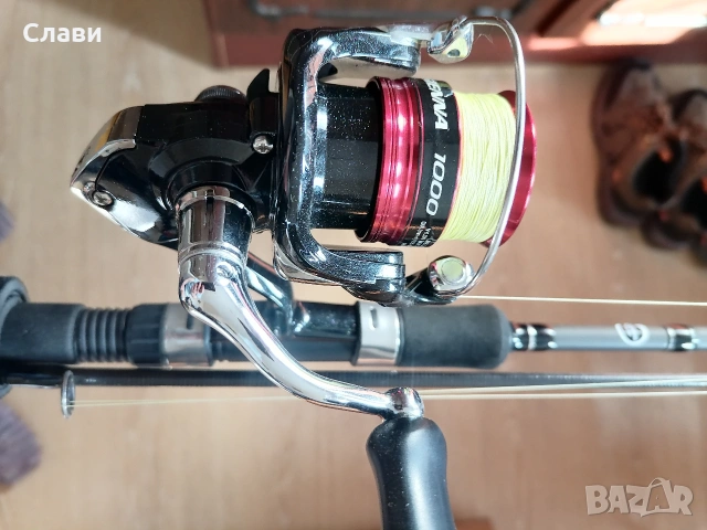 въдицата и макара Shimano , снимка 2 - Въдици - 54313140