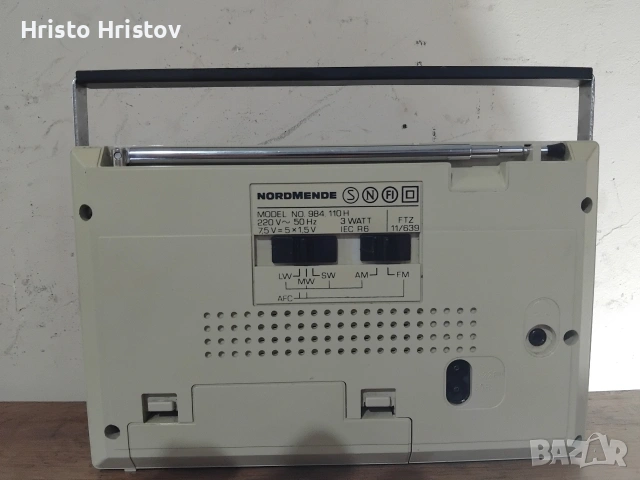 Почти нов Транзистор ( NORDMENDE ESSEX 2014) , снимка 2 - Радиокасетофони, транзистори - 55107578