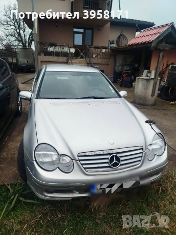 Продавам Mercedes C 220 Дизел 2001, снимка 3 - Автомобили и джипове - 54389465