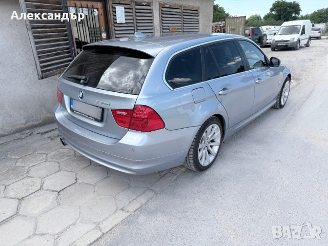 BMW 330d xDrive Touring 245 к.с. 2010 г. | 212 000 км | Автоматик | Отлично състояние, снимка 4 - Автомобили и джипове - 54930973