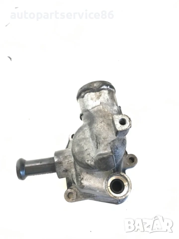 Капак на термостат за Mercedes E Class 320 CDI (2001), снимка 2 - Части - 54109379