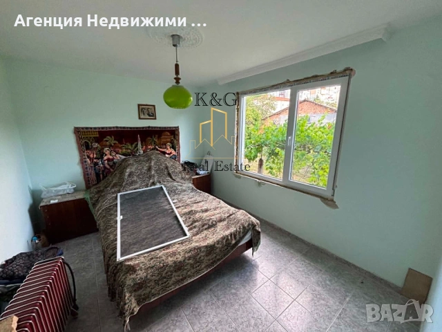 Масивна едноетажна къща в кв " Добровски " , снимка 5 - Къщи - 55089089