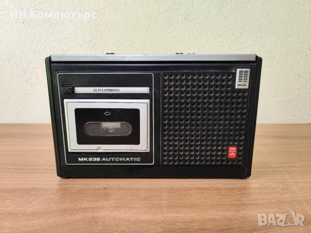 Продавам касетофон Grundig MK235