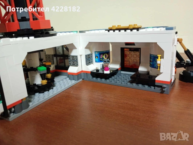 LEGO City Space Base and Rocket Launchpad, снимка 10 - Конструктори - 54560520