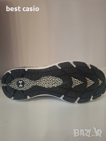 Продавам нови оригинални Under Armour UA HOVR Phantom 2
., снимка 7 - Спортни обувки - 54861496