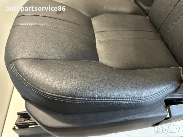 Предна лява седалка, черна кожа, #1 за Land Rover Discovery 4 3.0 TDV6 2010–2016, снимка 8 - Части - 55463689