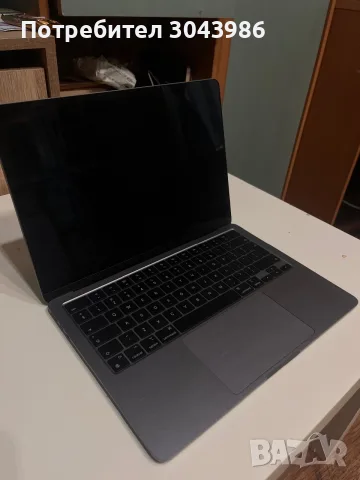 MacBook Air 13” M3/8GB/256GB-работи отлично, дефектен дисплей, снимка 2 - Лаптопи за работа - 55620362