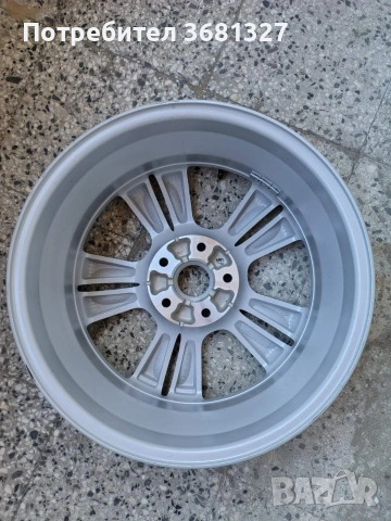 Оригинална джанта Hyundai ix35 2010 година, снимка 3 - Гуми и джанти - 54606596
