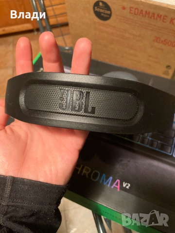 JBL Quantum100 слушалки, снимка 3 - Слушалки и портативни колонки - 55287203