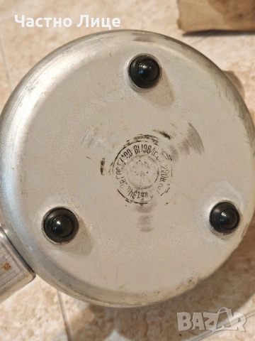 Чисто Нов Много Качествен Руски Соц СССР Електрически Чайник с упътване и кутия, снимка 5 - Кани - 54020484