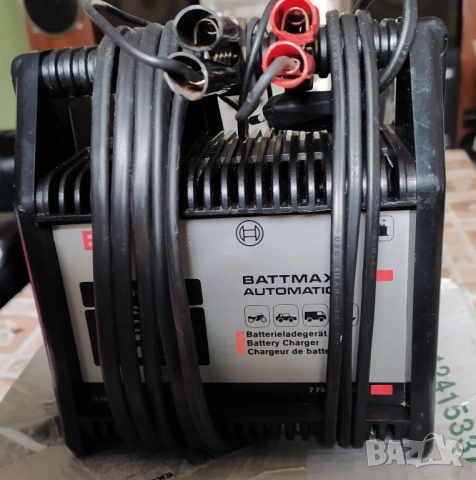 Зарядно за акумулатор BOSCH BATTMAX Automatic 12V, снимка 7 - Аксесоари и консумативи - 54014097
