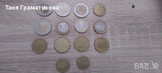 различни колекционерски евромонети