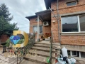 Къща с разработен бизнес в село Оризово, общ. Братя Даскалови, снимка 1