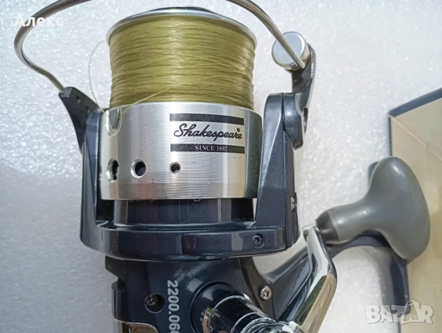 SHAKESPEARE FDX SURF REEL 2200,060, снимка 2 - Макари - 52178752