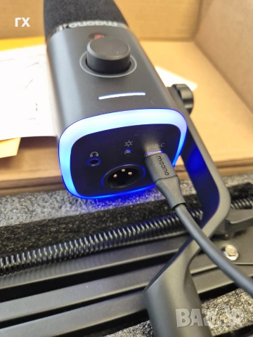 микрофон Maono PD100X USB/XLR + Стойка и Maono PD300X USB/XLR, снимка 3 - Микрофони - 54723351