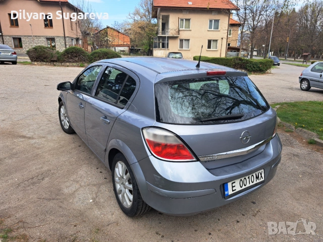 Продава Опел астра, снимка 3 - Автомобили и джипове - 54667830
