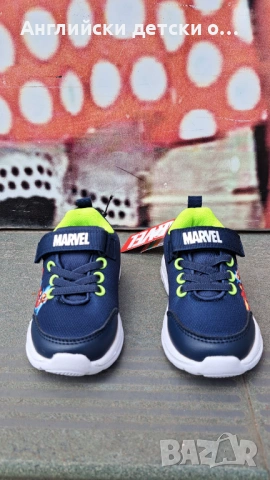 Английски детски олекотени маратонки Marvel, снимка 3 - Детски маратонки - 54773412