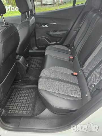 Peugeot e 2008 Allure , снимка 11 - Автомобили и джипове - 55100492