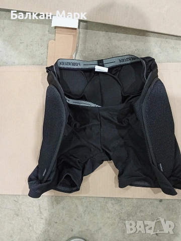 Протектори (къси гащи, панталони) за ролери и скейтборд Powerslide Crash Pads, Размер XL (Нови), снимка 2 - Спортна екипировка - 55144482