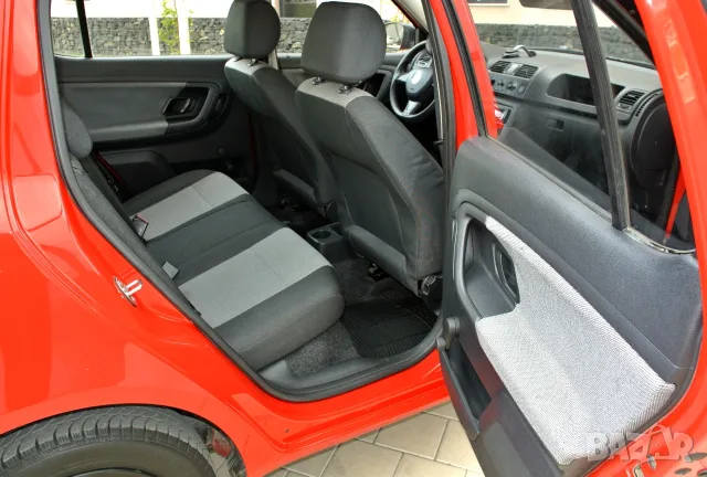 * Регистриран * Skoda Fabia 1.2i *Климатик* Евро 5B, снимка 13 - Автомобили и джипове - 55658825