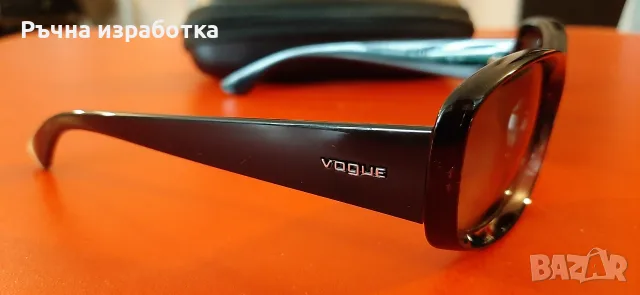vogue като нови дамски слънчеви очила оригинал калъф  made in italy, снимка 10 - Слънчеви и диоптрични очила - 55501657