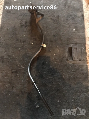 Щека за ниво на масло бензин за Mercedes C Class W203 (2003), снимка 2 - Части - 54137250