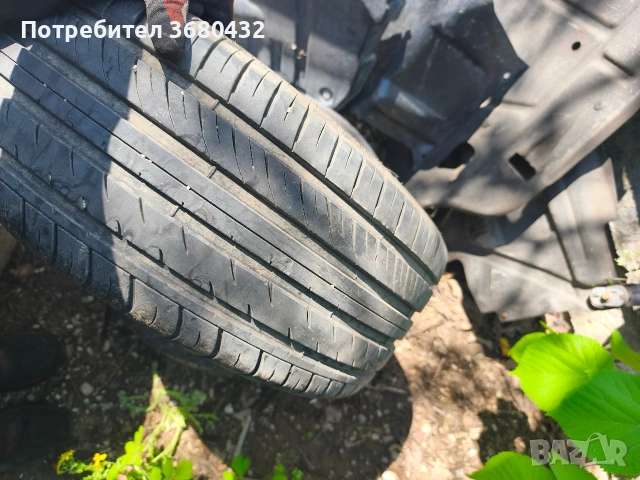 Лятна гума 235-40-18", снимка 2 - Гуми и джанти - 54438881