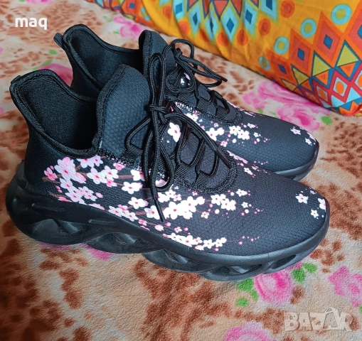 маратонки с цветя