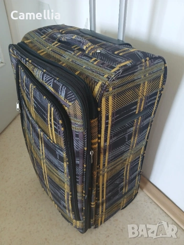Голям куфар Estil, снимка 3 - Куфари - 52855838