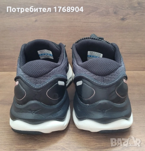 Дамски маратонки Mizuno-38 номер, снимка 4 - Маратонки - 54040954