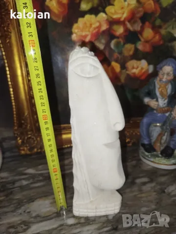 Модернистична скулптура на лице, силно вдъхновена от творчеството на италианския  Амедео Моделияни, снимка 8 - Статуетки - 55603959