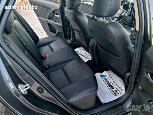 Toyota Avensis 2.0 D4D 143ks.EXCLUSIVE-LUX, снимка 17 - Автомобили и джипове - 54750910
