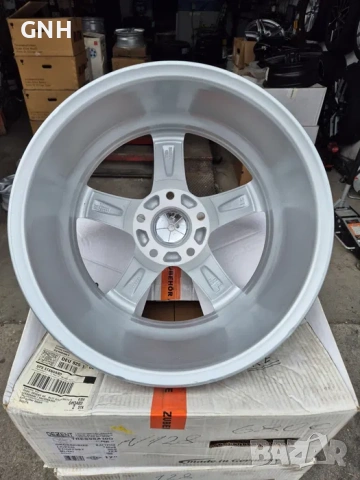 Джанти Dezent 17цола , 5х120 , 8j ,et30 Bmw Opel Vw T5 T6, снимка 4 - Гуми и джанти - 54459682