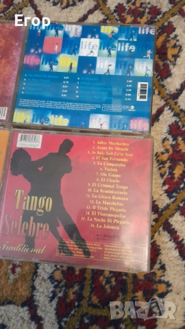 Компакт дискове (AC/DC, Ofra Haza, Johnny Cash, Jerry Lee Lewis, Simply Red, Канарите...), снимка 9 - CD дискове - 54500229