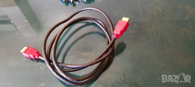 кабели за видио и зарядно за Lenovo 
