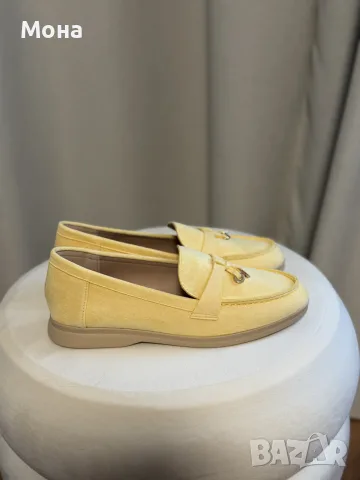 жълти мокасини по модел на Loro Piana 