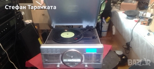 грамофон със радио тунер усилвател и вградени говорители в него и юезби, снимка 6 - Аудиосистеми - 54071319