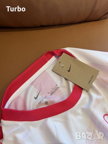 Nike Brazil Custom S - Нова с етикет, снимка 5 - Тениски - 55545365
