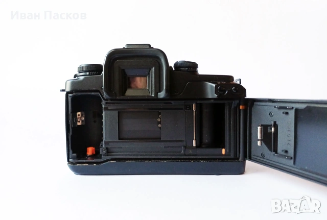 Canon EOS 50E, снимка 5 - Фотоапарати - 54981718